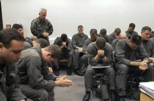American Troops Soldiers Praying 